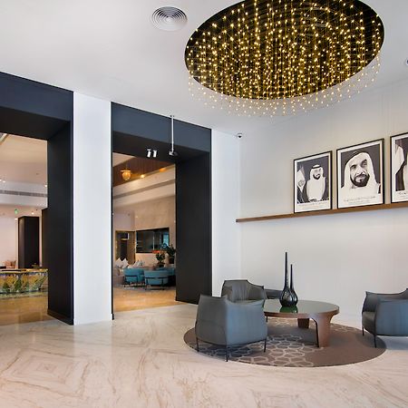 Le Meridien Abu Dabi Exterior foto The lobby of the hotel