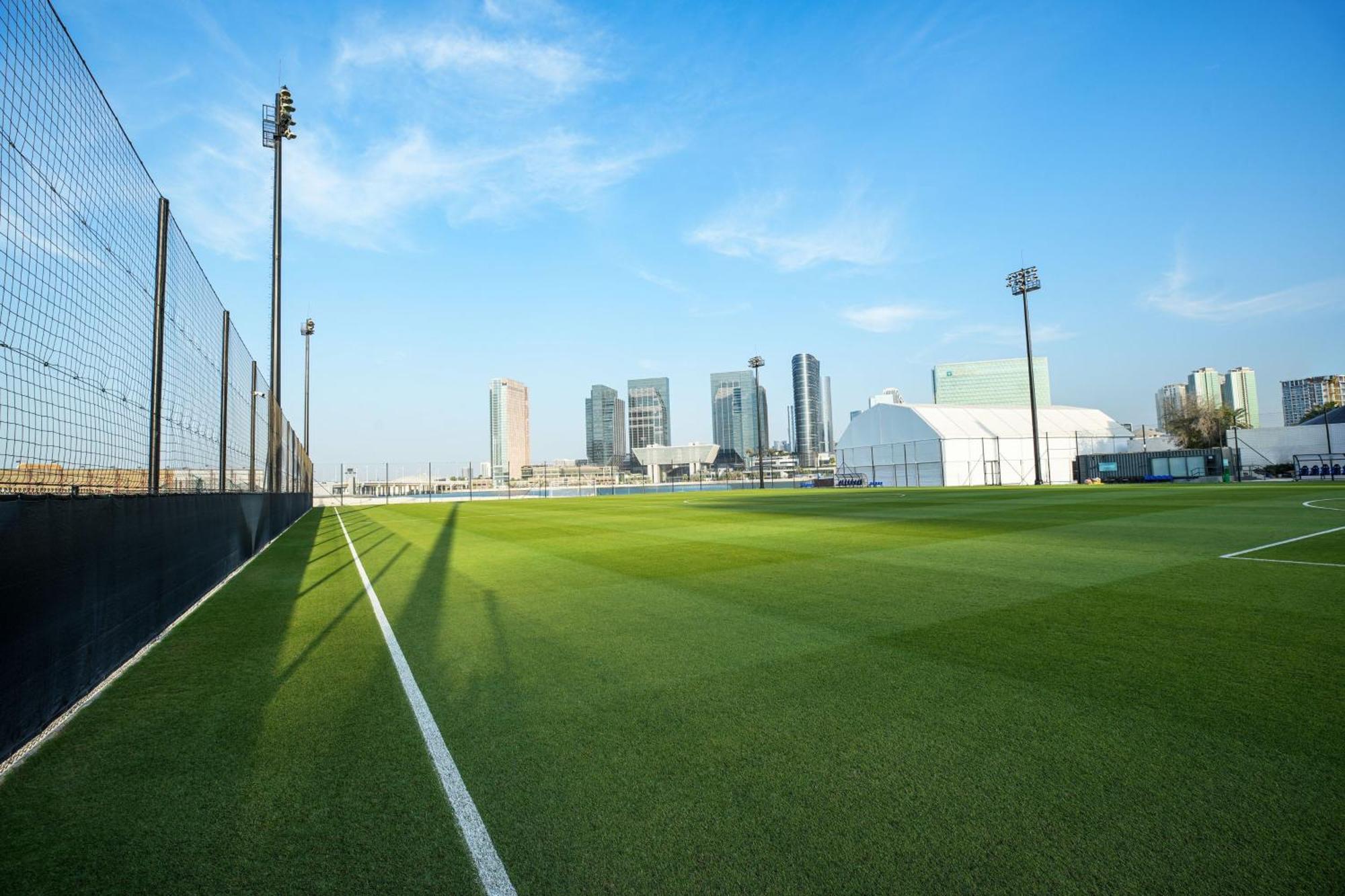 Le Meridien Abu Dabi Exterior foto The training ground