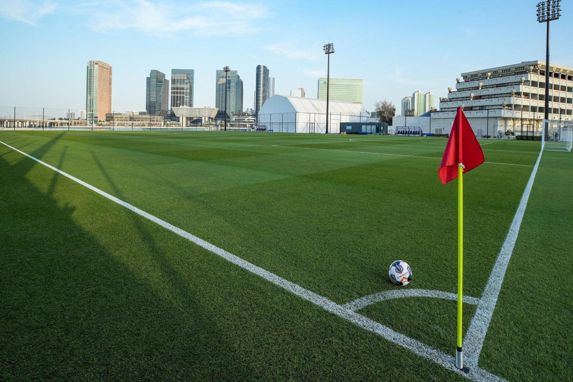 Le Meridien Abu Dabi Exterior foto Corner flag
