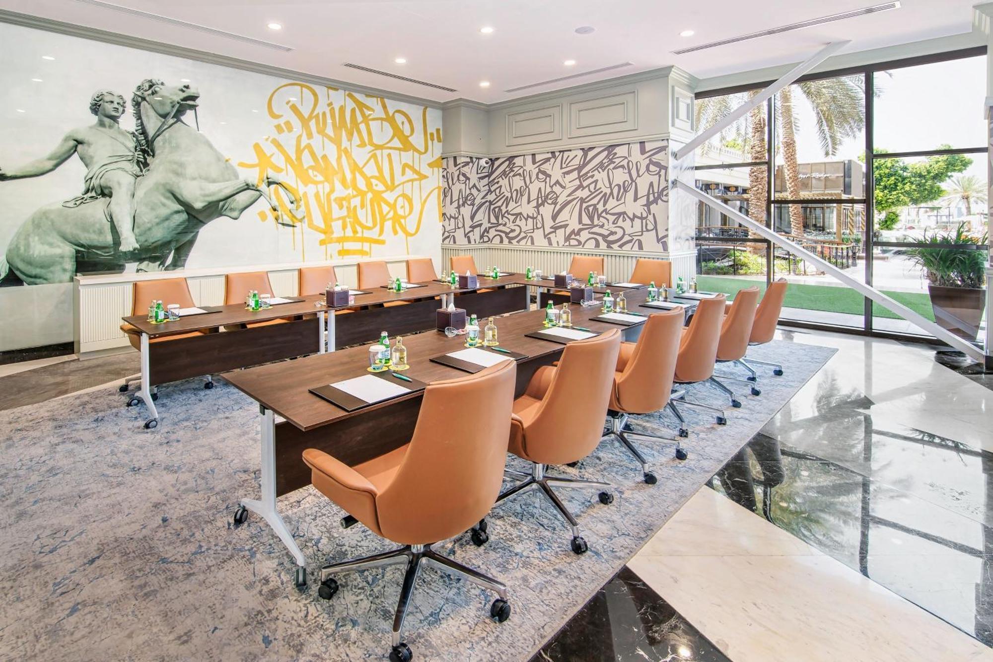 Le Meridien Abu Dabi Exterior foto Meeting room